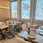 Ganzes Haus Fuer Dich 20min Bis Nach Interlaken Und Adelboden בית נופש