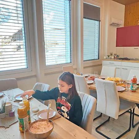Dom wakacyjny Ganzes Haus Fuer Dich 20min Bis Nach Interlaken Und Adelboden *
